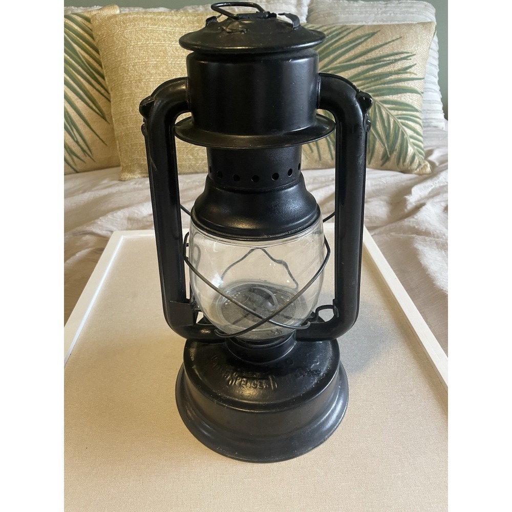 Antique Early Oil Lantern Vtg Hibbard Spencer Bartlett Co Lantern NO3 Lamp Black